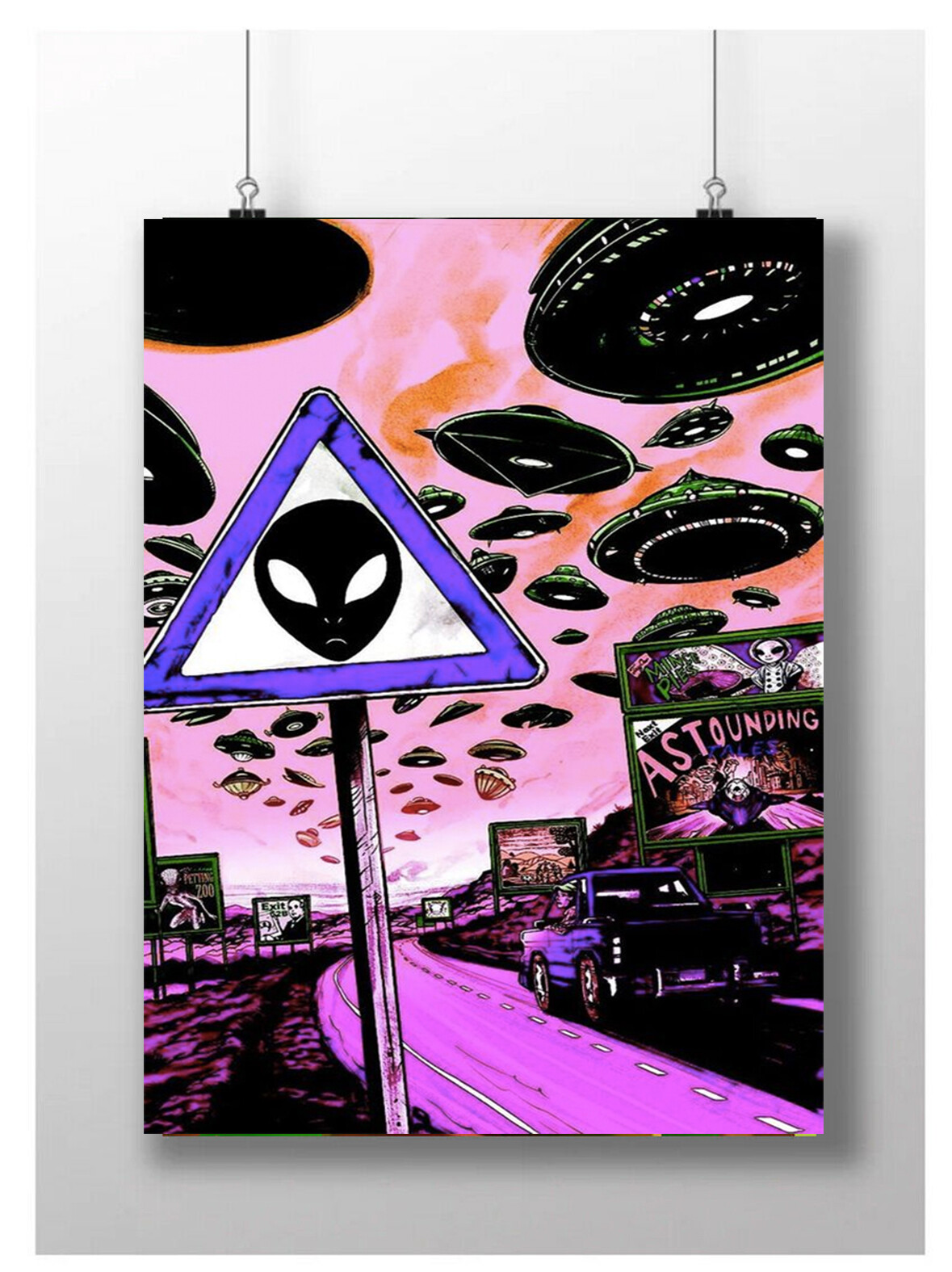 TRIPPY PSYCHEDELIC ALIEN UFO PLANET CAR PLANET POSTER ART PRINT IMAGE ...