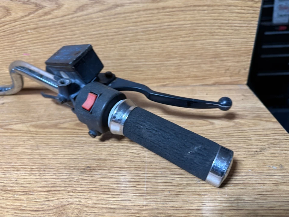 Manillar Suzuki GS 850 GL 1982 Foto 2 de 4