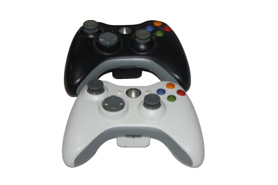 2 x  Microsoft Xbox 360 Wireless Controller Schwarz /Weiß  Original