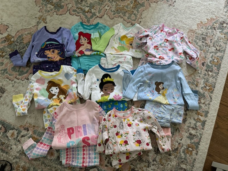 9 Girls Disney Long Sleeve Cotton Pajama Sets Sz 6 EUC