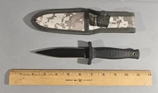 SPEAR POINT FIXED EDGE BLADE KNIFE & CAMO SHEATH 