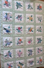 1940  s VTG Oranges  Leaves 70 x 47 Quilt Handmade Baby Blanket Throw  8910