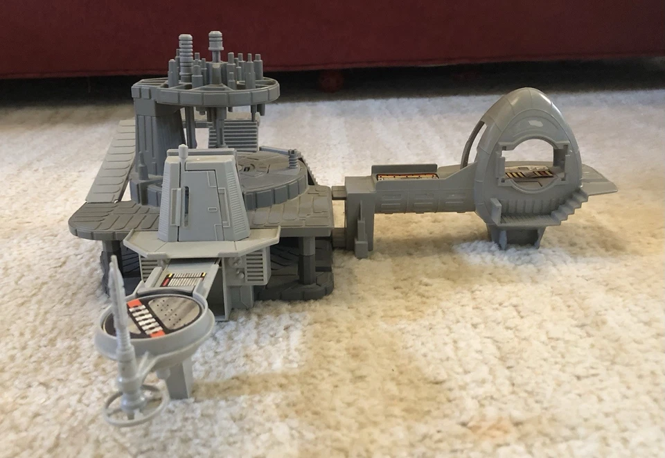 Juego Vintage 1982 Star Wars Micro Colección BESPIN WORLD Solo Juguete Raro Foto 2 de 4