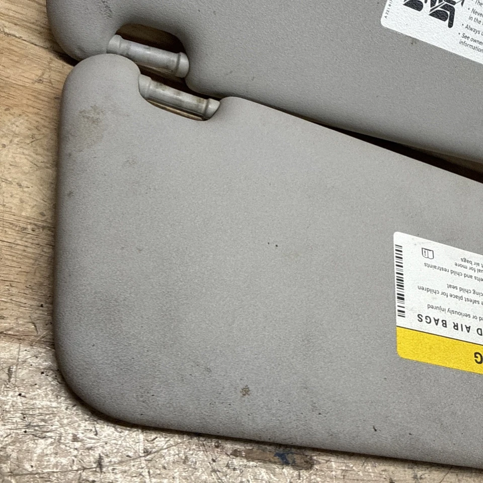 10-17 Mercedes Benz W207 E550 E350 Coupe Convertible Left & Right Sunvisors Pair - Image 4 of 4