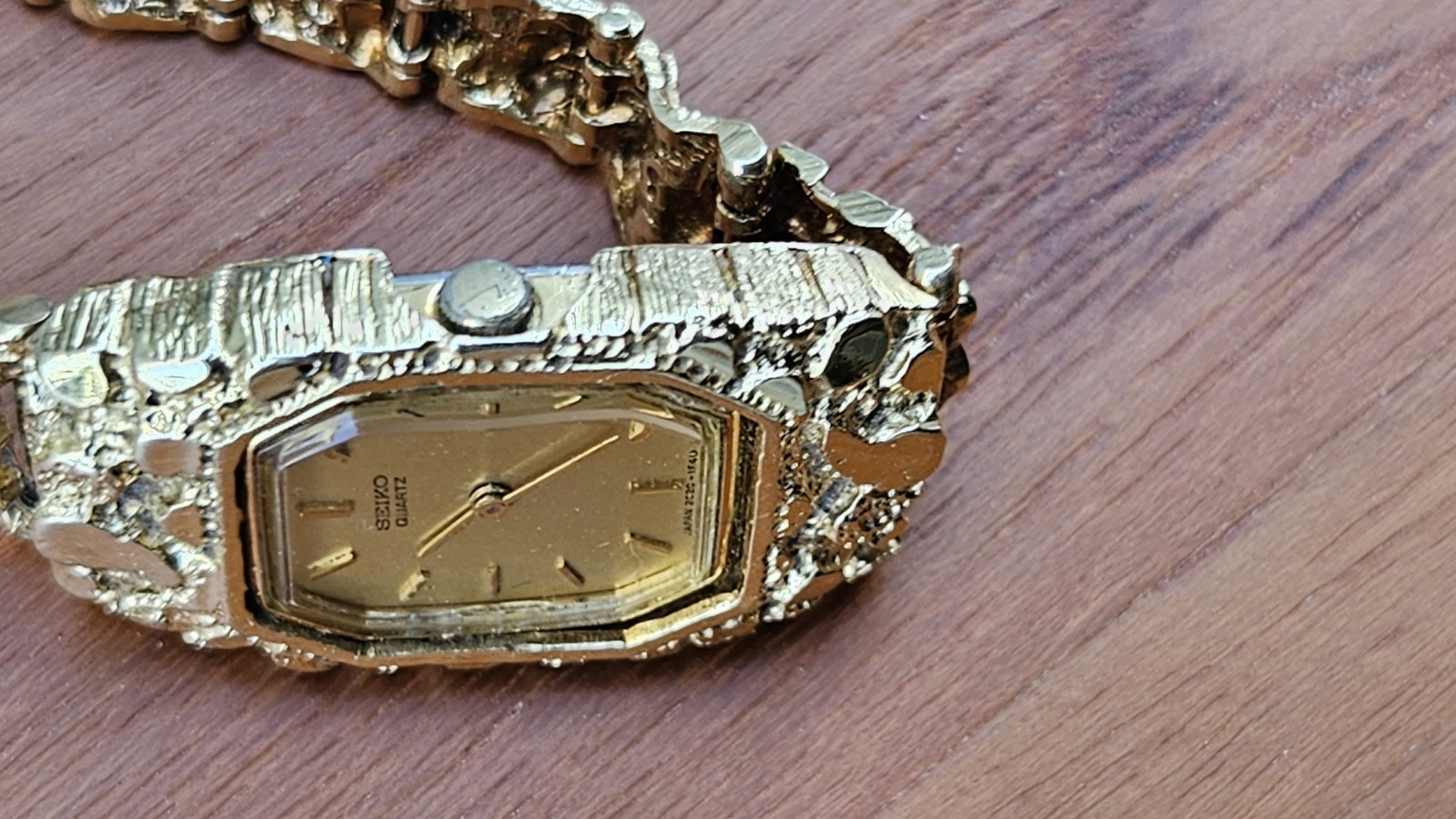 Vintage Seiko Quartz 14K Solid Gold Nugget Bracelet Watch  7” 1970’s image 10