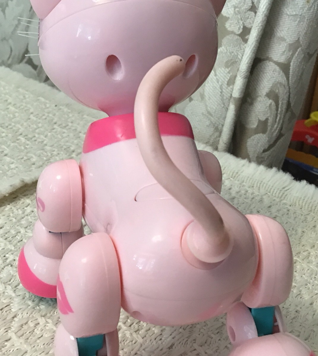 Spin Master ZOOMER Meowzies ARISTA Interactive PINK Kitty with