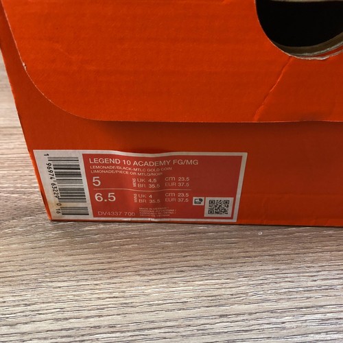 Nike Tiempo Legend 10 FG MG Soccer Cleats Shoes Lemonade DV4337-700 Mens Size 5 - Picture 15 of 15