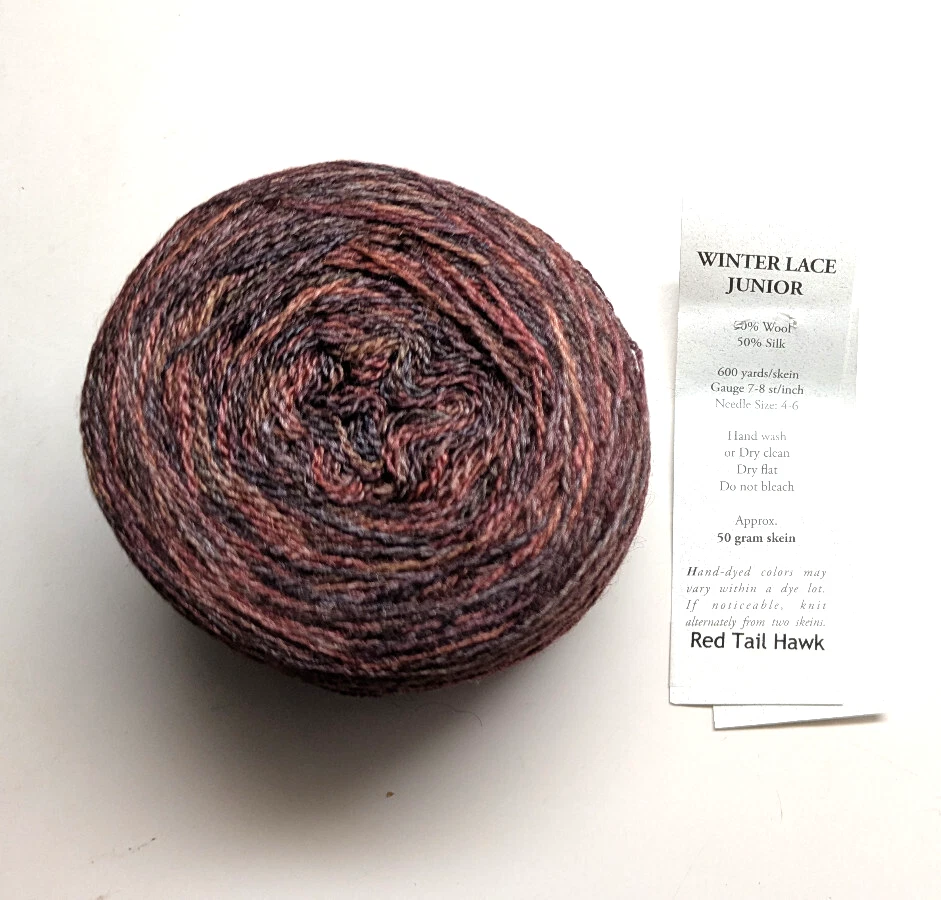 Encaje de invierno para pastel individual junior pintado a mano cola roja halcón 50 % lana/50 % seda TM Foto 2 de 2