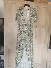 BNWT Zara Cream green black Animal Print Wrap Midi Dress Size M Medium