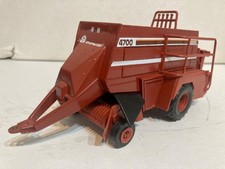 Maßstab 1/25 (1/32) Ros 60114 Hesston 4700 Großballenpresse Traktor Tracteur Schlepper