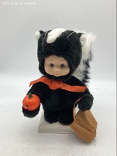 Halloween Trick-or-Treater Figurine Skunk Costume Light Up Tested 9 Inch
