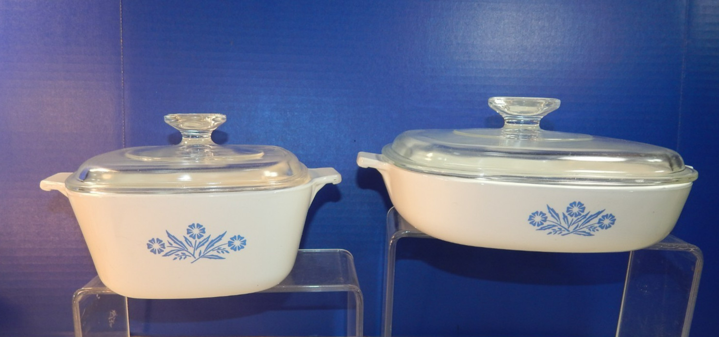 Corning Ware Blue Cornflower A-8-B - 9”  and  1 1/2 Qt Casserole Pyrex lids VGC