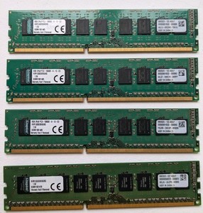 Kingston 4 x 8GB DDR3-1333MHZ ECC 240-Pin KVR1333D3E9S/8G RAM Modul