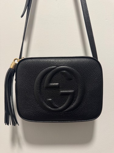 Authentic Gucci EUC Black Leather Crossbody Bag