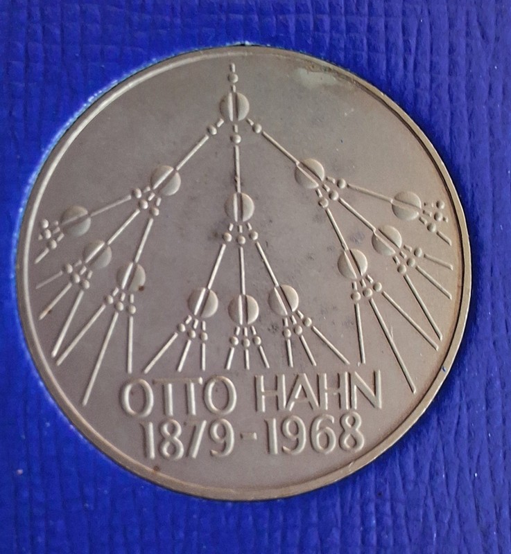 1979 G Germany 5 Deutsche Mark 100th Birthday of Otto Hahn KM# 151