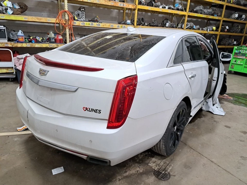 Brake Master Cylinder 2017 Xts Sku#4097362 - Image 3 of 4