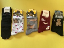 5 PAIRS WOMEN  S NOVELTY SOCKS  NWL SZ 9-11 CATS