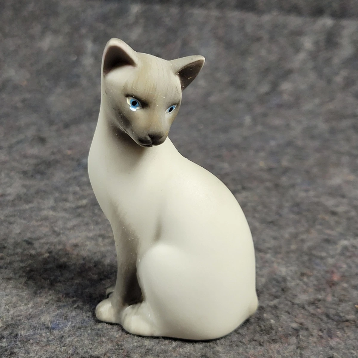 Avon Collectible Cat Figurines for sale | eBay