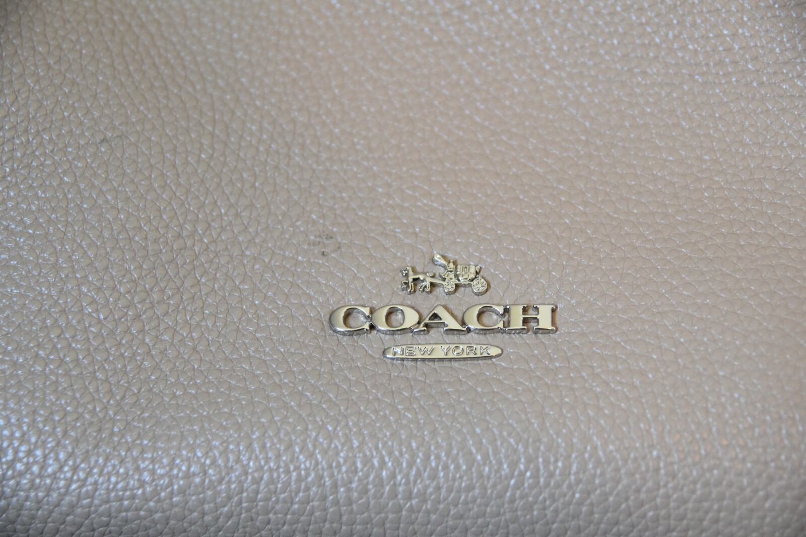 Coach Tan Bag large with extra strap Gem