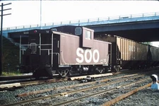 SOO 72 CABOOSE oct92 kodachrome train photo slide 35mm