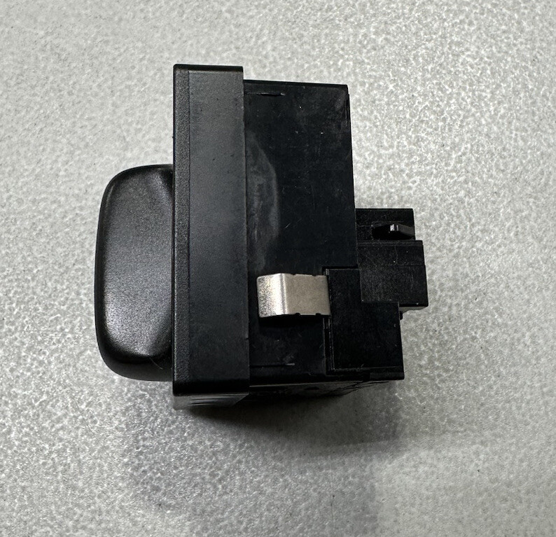 Volvo Head Light Switch Headlight Lamp Control Button 8601777 S90 