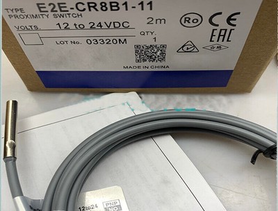 1PC NEW For OMRON E2E-CR8B1-11 Proximity Switch Sensor