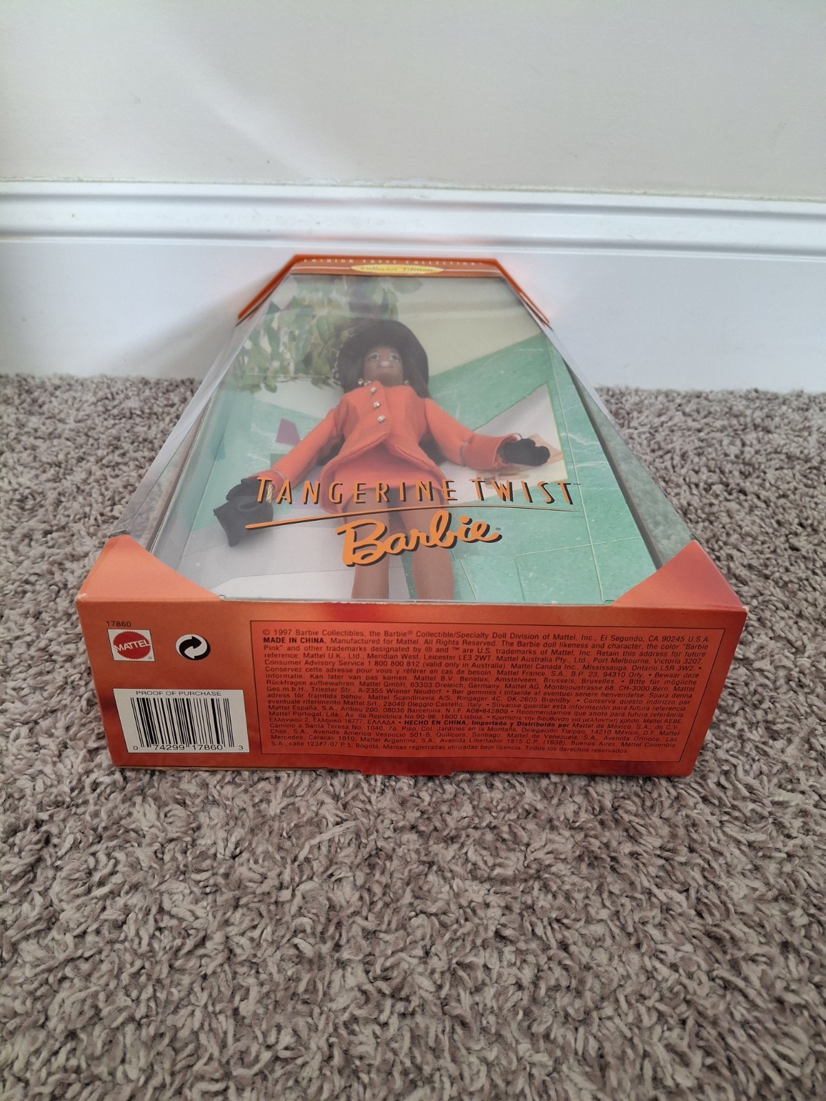 Collector Edition Tangerine Twist Barbie Fashion Savvy Collection Mattel #17860