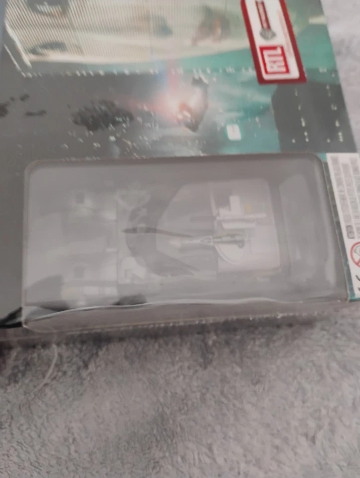 Blade Runner Collector's Edition Blu-Ray & DVD Combo Pack With Model Spinner NEW - Image 3 of 4