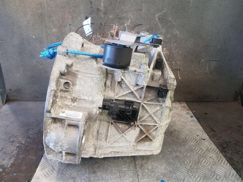 12-18 W176 MERCEDES A-CLASS GEARBOX 1.5 DIESEL OM607.951 K9KF452 6 SPEED MANUAL - Image 4 of 4