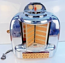 NICE Vintage Seeburg Wall-O-Matic 100 Wall Jukebox 3W-1 Key Elvis, Dean, Charles