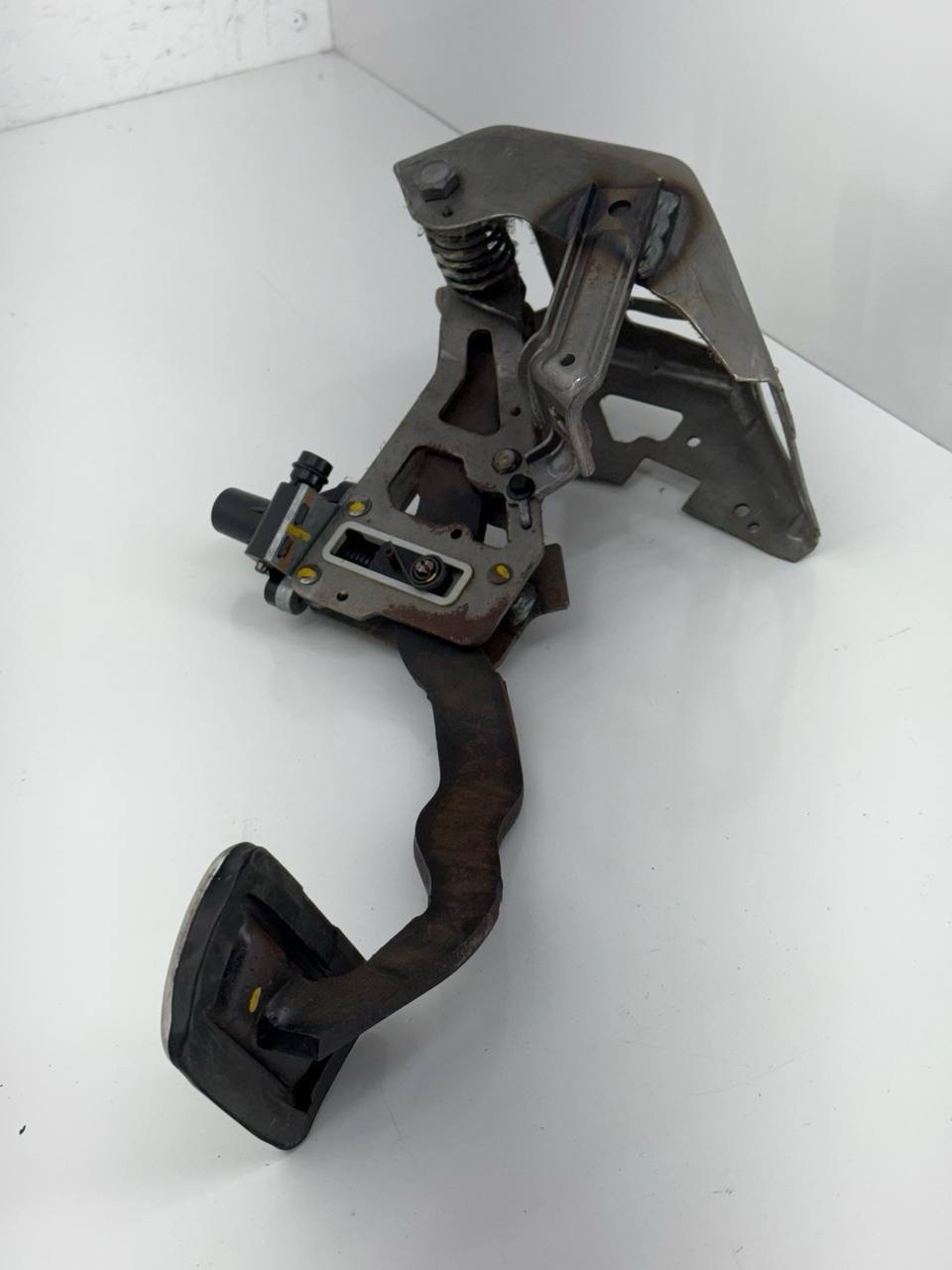 2014 - 2016 MASERATI GHIBLI Quattroporte Brake Stop Pedal 