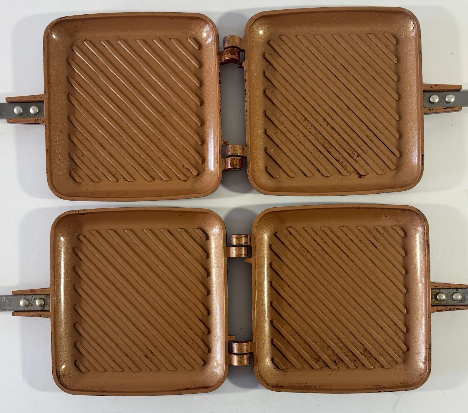 Lot of 2 Red Copper Flipwich Non-Stick Stovetop Panini & Sandwich Maker See Desc
Opens in a new wind