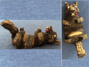 Cute? Weird!! ROADKILL cartoony SQUIRREL Business CARD Desktop HOLDER tire tread
