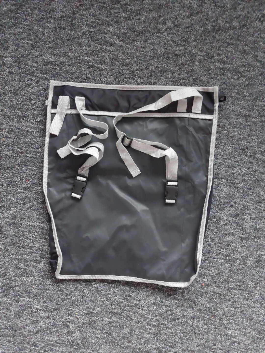 Self Propelled Adult Wheelchair. Black. Seat cushion. Pump. Bag. Up to