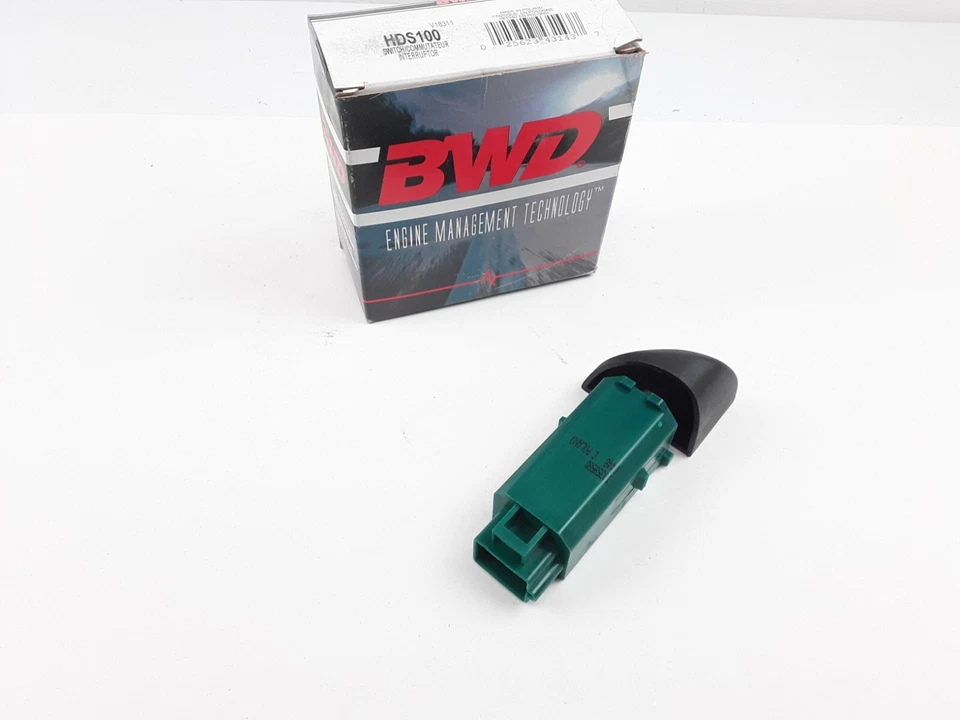 Выключатель предупреждающих огней опасности для Chevrolet Malibu 1997-2003 и Classic 2004-2005 - Изображение 4 из 4