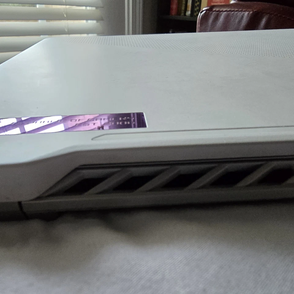 ASUS ROG Zephyrus G14 Gaming Laptop (AniMe Matrix Edition) - Image 3 of 4