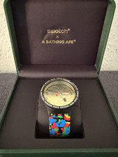 Swatch x A Bathing Ape SUOZ327 Quarz Uhr Gold...
