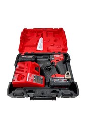 Milwaukee 2953-20 M18 18V Li-Ion Brushless Cordless 1/4" Hex Impact Driver Kit