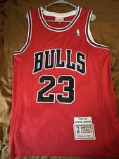 Michael Jordan 1997-98 Mitchell  Ness Hardwood Classics Jersey, Size M