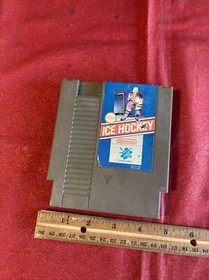 Vintage 1988 NES Ice Hockey Video Game (tested/works)