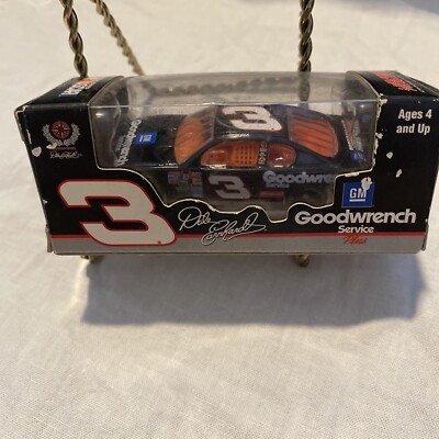 Action Performance Dale Earnhardt 3 Goodwrench Plus 1997 Monte Carlo Racing Car