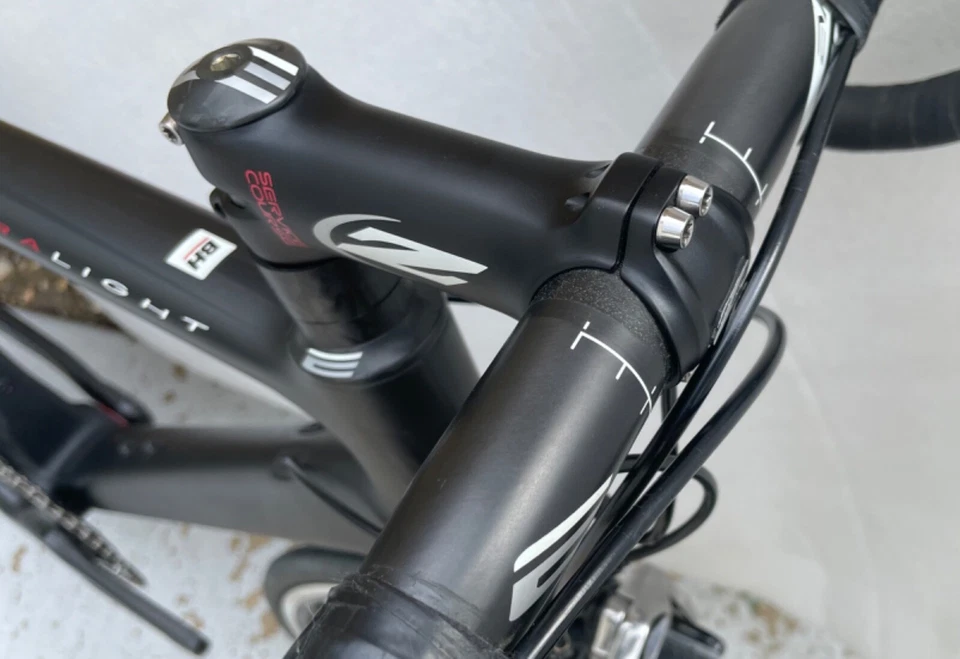 BIKE BH - ULTRA LEVE - CARBONO - M / L - SRAM VERMELHO - Imagem 3 de 4