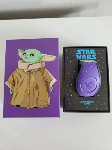 Disney Star Wars MagicBand - The Child Limited Release Disney Star Wars Mandalorian The Child Grogu Magic Band 2 LR  main image 2