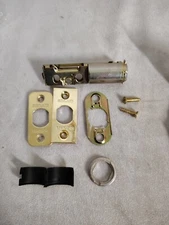 Schlage Triple Option Deadbolt Latch - Gold