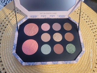 Pat McGrath Labs MTHRSHP BYOUX: STARSTRUCK SPLENDOUR Blush & Eyeshadow Palette 