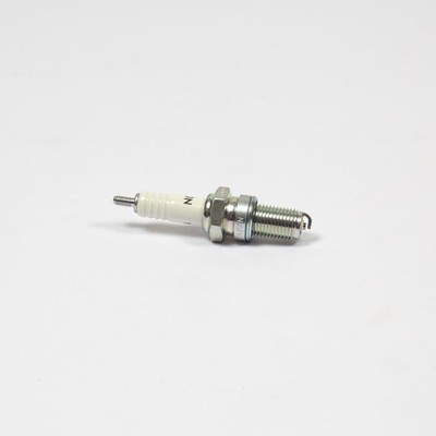 New NGK OEM 2120 D8ea Spark Plug