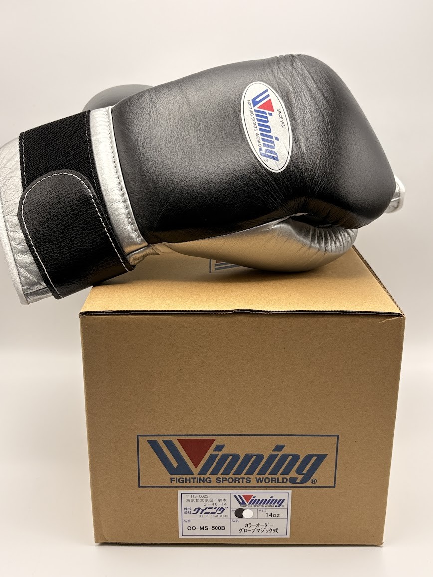 Winning Boxing Gloves 14oz CO-MS-500B Black Silver Tape type Used
