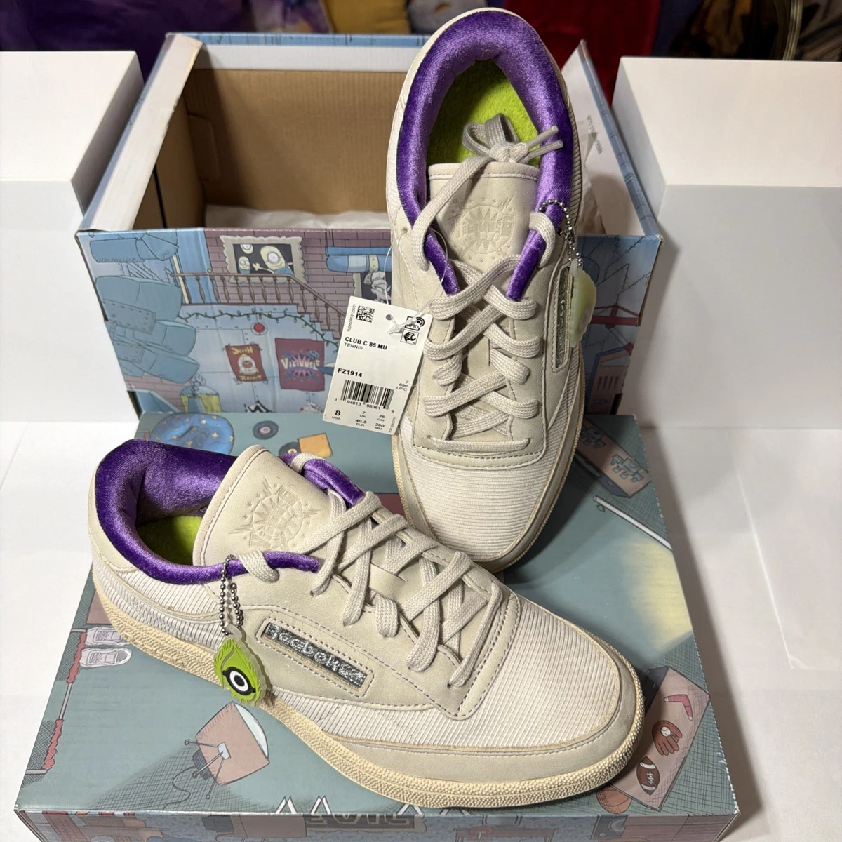 ミニオンズ⭐︎⭐︎ Reebok Illumination's Minions x Club C 85 Vicious 6 for Sale