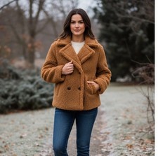 UGG Gertrude Short Teddy Coat in Chestnut Brown Sz S Small Soft and cozy HWD