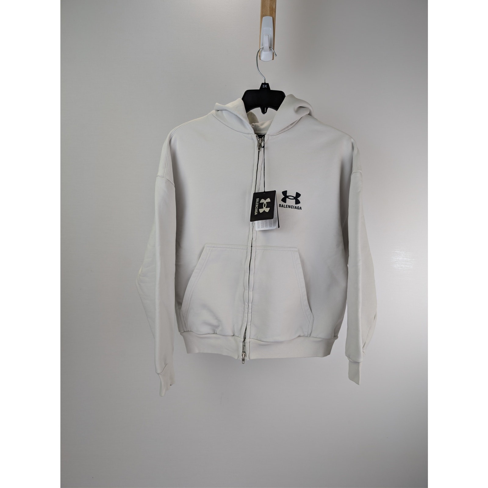 Balenciaga x Under Armour UA Regular Zip-up Hoodie in Dirty White/Black BNWT XXL